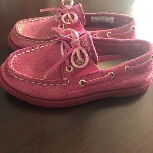 Children’s pink sperry boatshoes